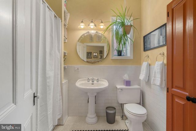 230 MORRIS ST, Philadelphia, PA 19148