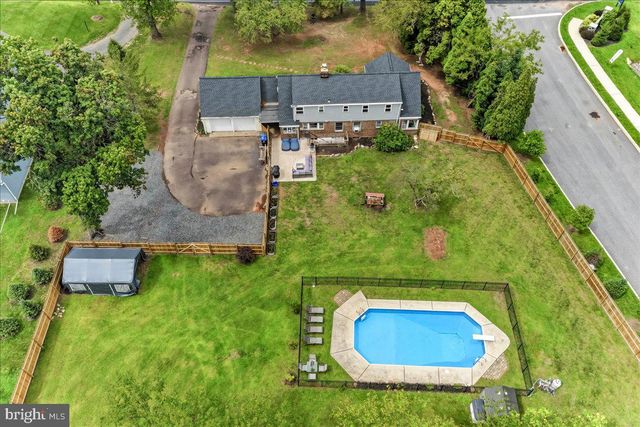 140 W 7TH AVE, Trappe, PA 19426