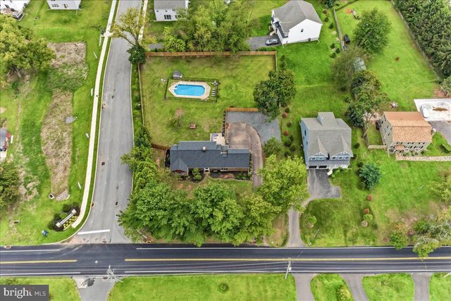 140 W 7TH AVE, Trappe, PA 19426
