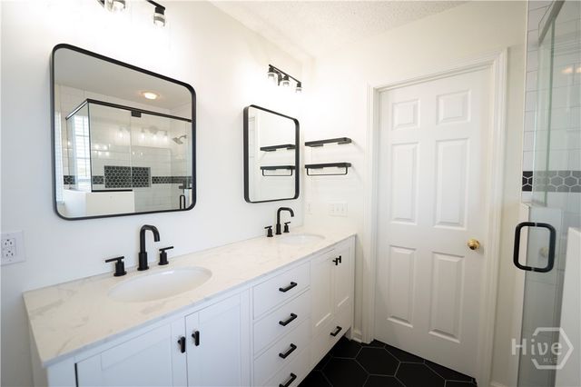 492 Golden Grove Lane, Richmond Hill, GA 31324