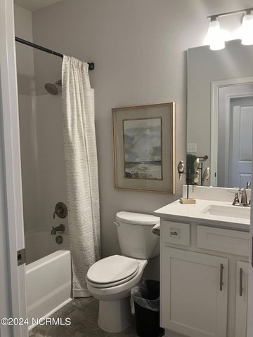 5708 Sloop Court, New Bern, NC 28560