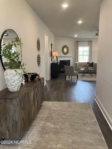 5708 Sloop Court, New Bern, NC 28560