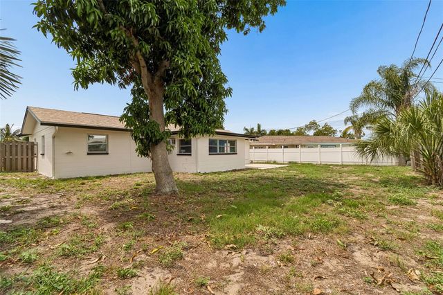 11555 63RD AVENUE, Seminole, FL 33772