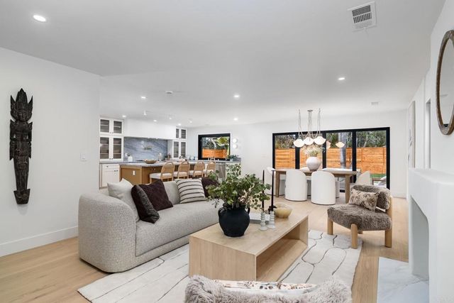 602 Fresca St, Solana Beach, CA 92075