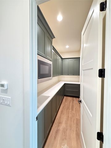 565 NW Mosaic Avenue, Waukee, IA 50263