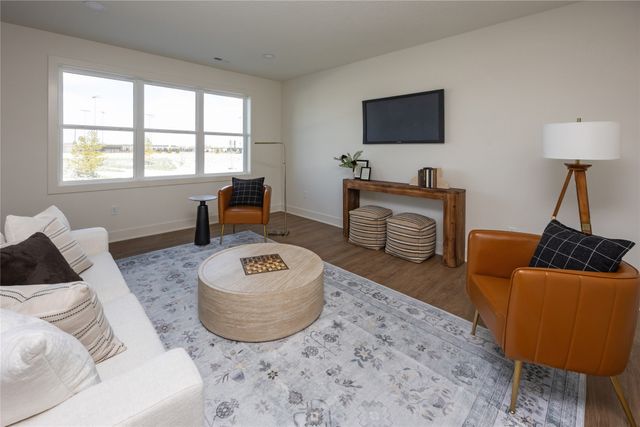 565 NW Mosaic Avenue, Waukee, IA 50263
