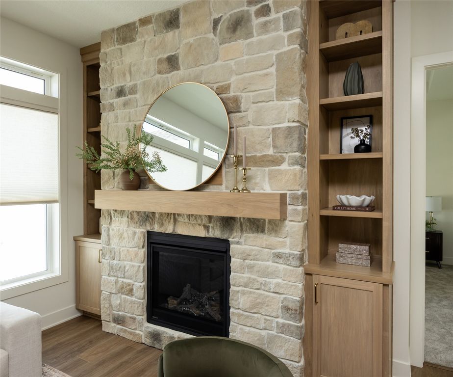 565 NW Mosaic Avenue, Waukee, IA 50263