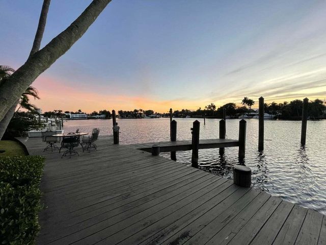 325 Sunset Drive A, Fort Lauderdale, FL 33301