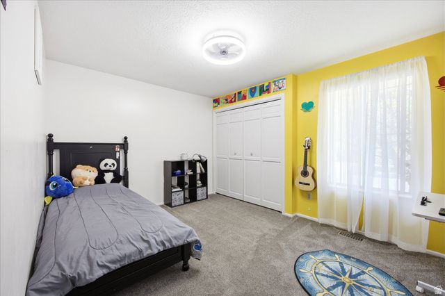 954 N 2600 W, Clinton, UT 84015