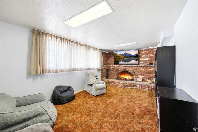 954 N 2600 W, Clinton, UT 84015