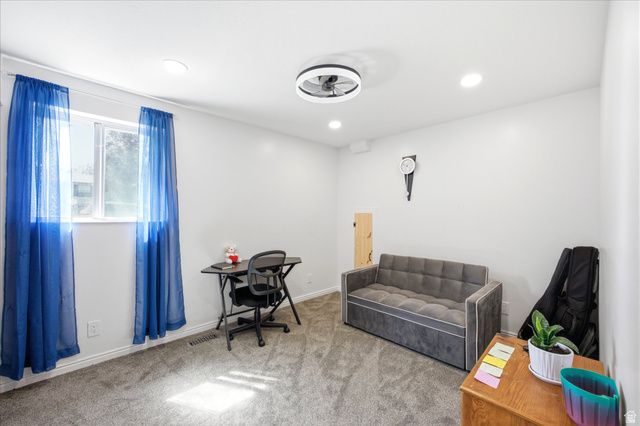 954 N 2600 W, Clinton, UT 84015