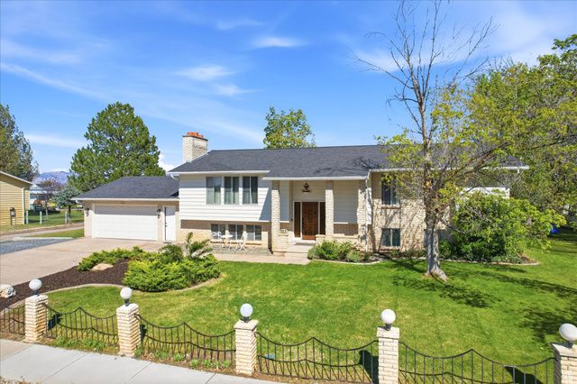 954 N 2600 W, Clinton, UT 84015