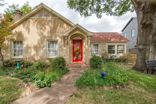 6903 Clayton Avenue, Dallas, TX 75214