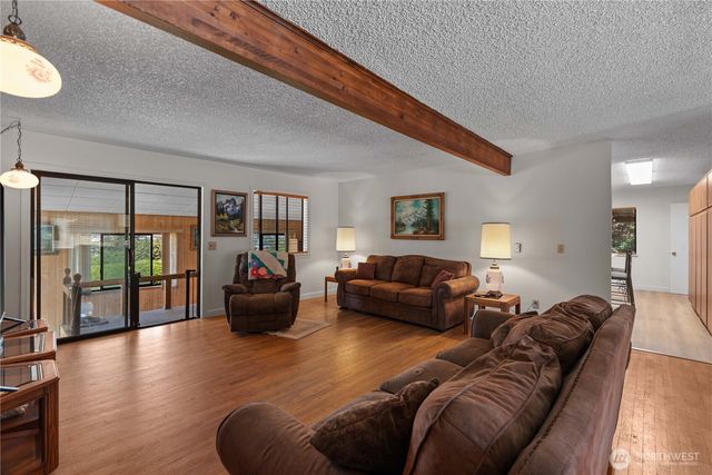 2434 & 2430 NW Alan Avenue, East Wenatchee, WA 98802