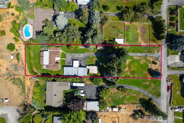 2434 & 2430 NW Alan Avenue, East Wenatchee, WA 98802