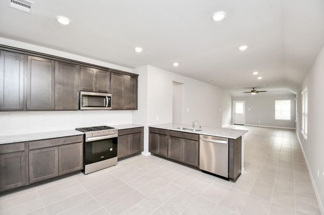 19567 Montgomery Ridge Way, Montgomery, TX 77356