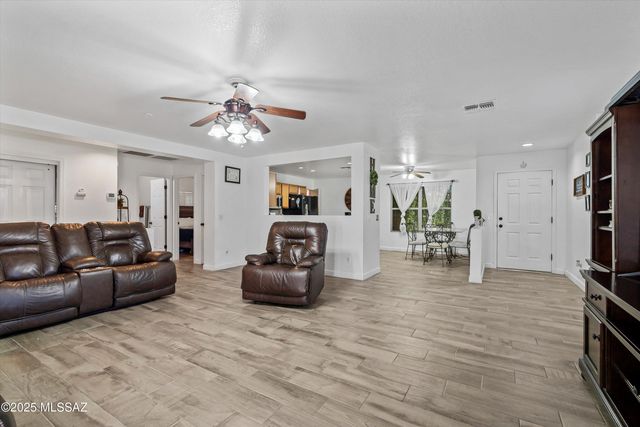 14684 S Sumac Drive, Sahuarita, AZ 85629