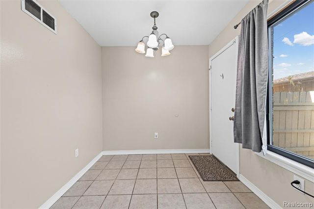 29417 Scarborough Drive, Warren, MI 48088