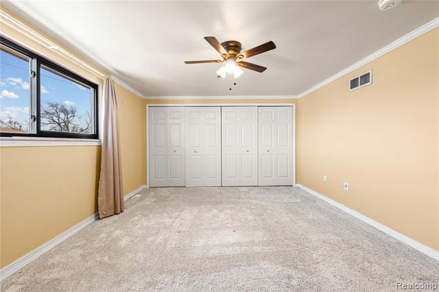 29417 Scarborough Drive, Warren, MI 48088