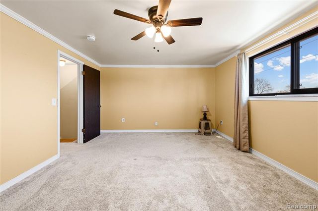 29417 Scarborough Drive, Warren, MI 48088