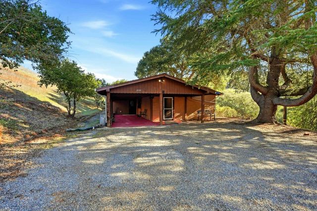 1795 Llagas Road A, Morgan Hill, CA 95037