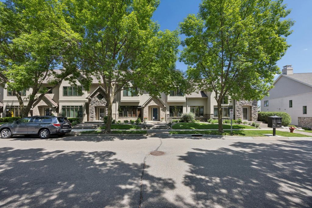 365 Willoughby Way W, Minnetonka, MN 55305 — photo 3