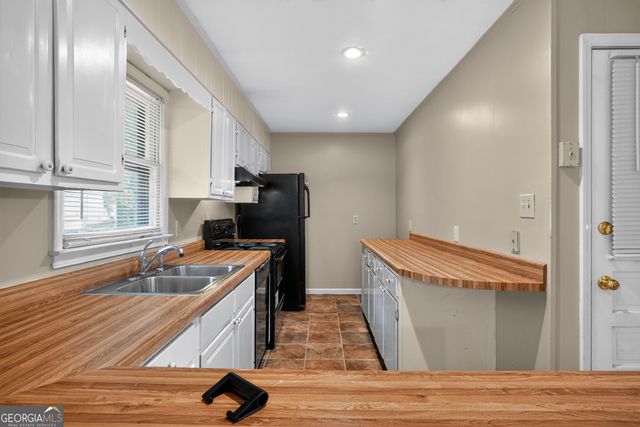 2336 Carnes Road, Jonesboro, GA 30236