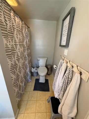 923 E 27TH Street, Erie, PA 16504