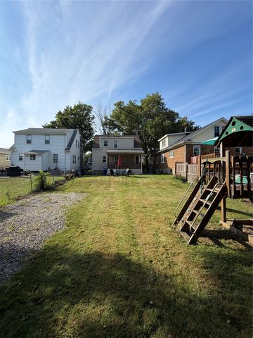 923 E 27TH Street, Erie, PA 16504