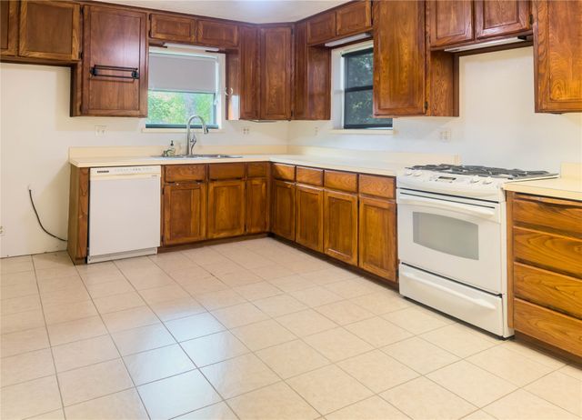 1102 NE 23rd Street, Mineral Wells, TX 76067