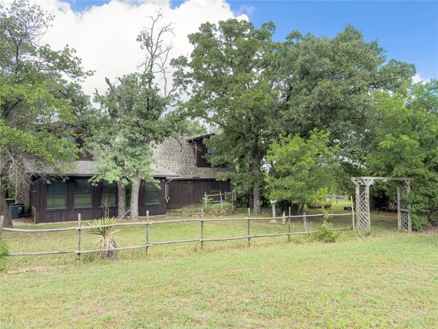 1102 NE 23rd Street, Mineral Wells, TX 76067
