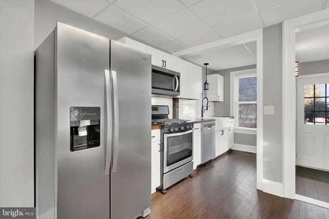 36 RIDGE AVE, Hanover, PA 17331