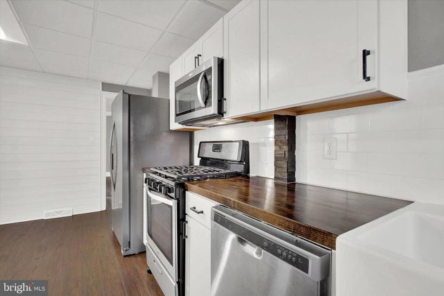 36 RIDGE AVE, Hanover, PA 17331