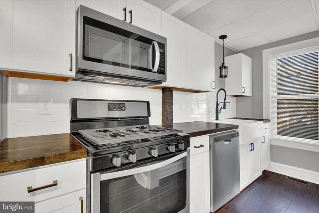 36 RIDGE AVE, Hanover, PA 17331