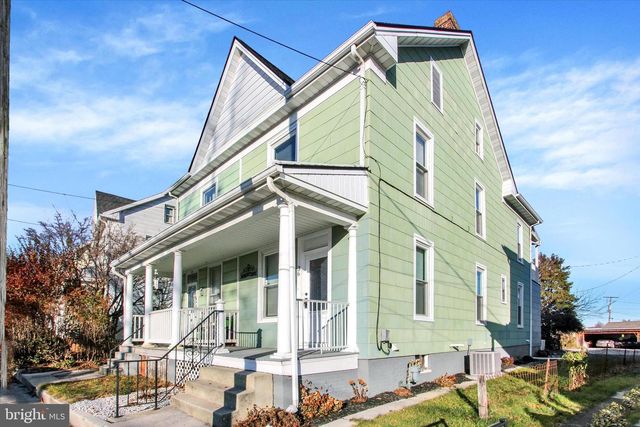 36 RIDGE AVE, Hanover, PA 17331