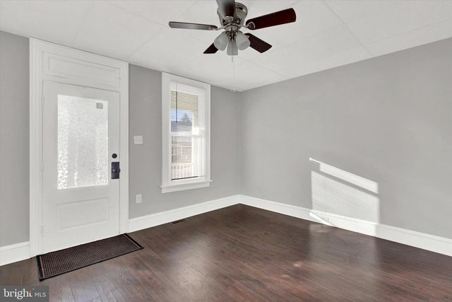 36 RIDGE AVE, Hanover, PA 17331