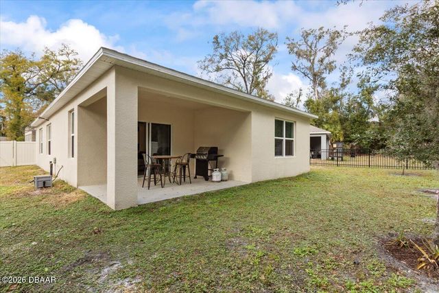 407 Pelham Park Drive, Deland, FL 32720