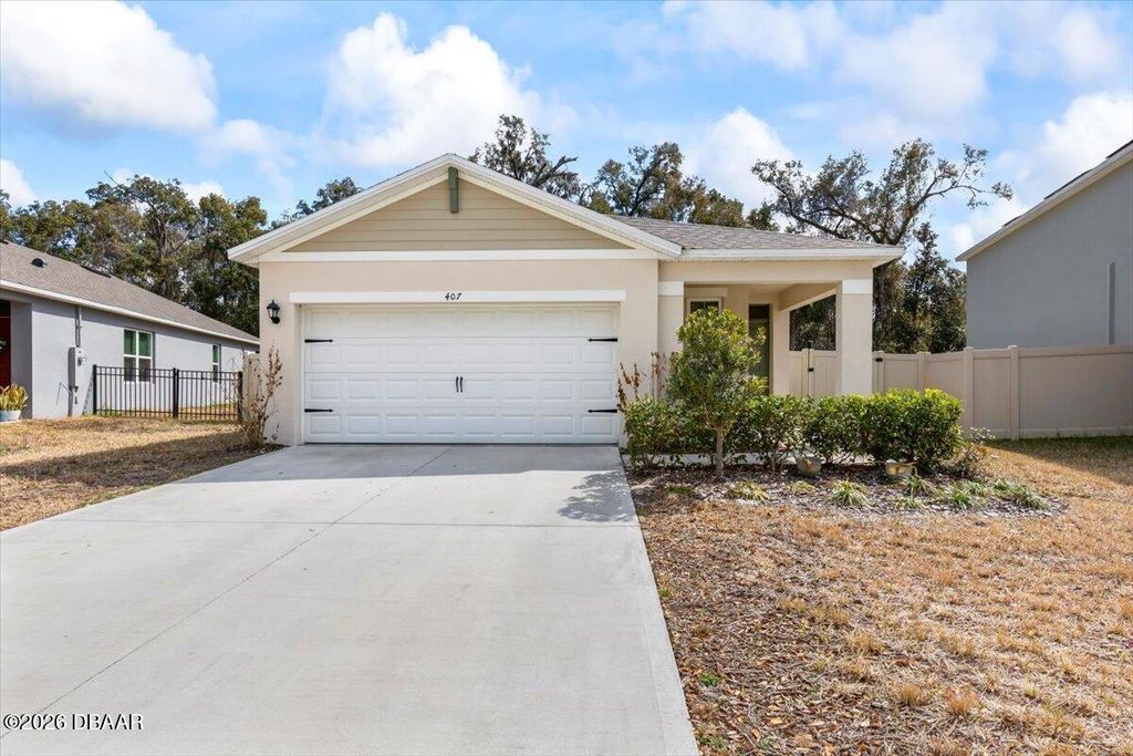 407 Pelham Park Drive, Deland, FL 32720