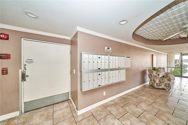 605 Redondo Avenue 203, Long Beach, CA 90814