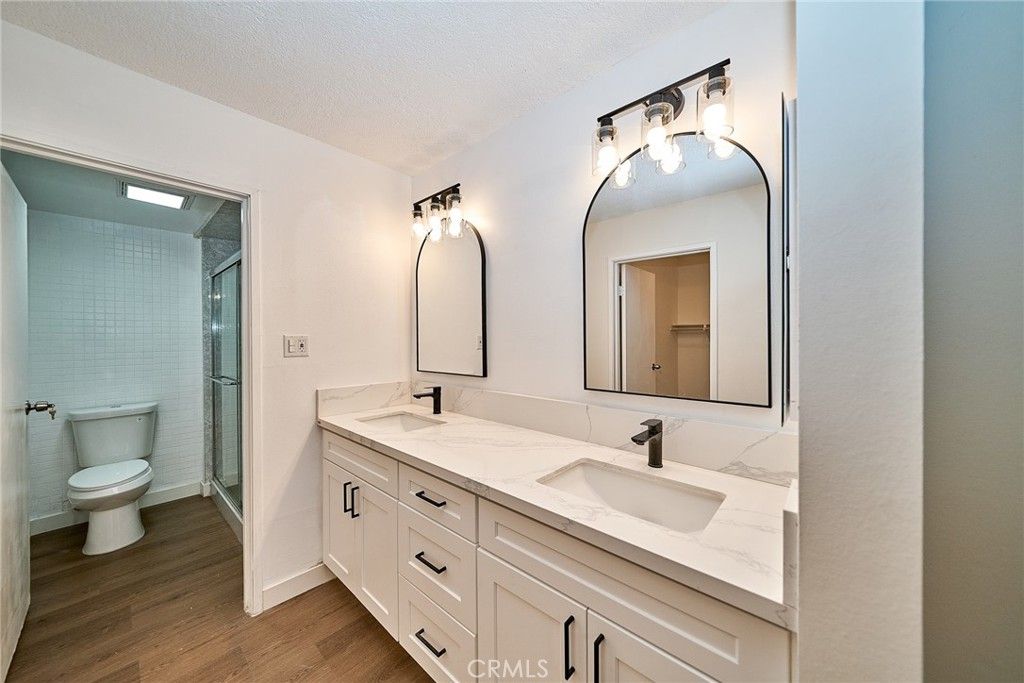 Image 20 of property listing at 605 Redondo Avenue 203, Long Beach, CA 90814