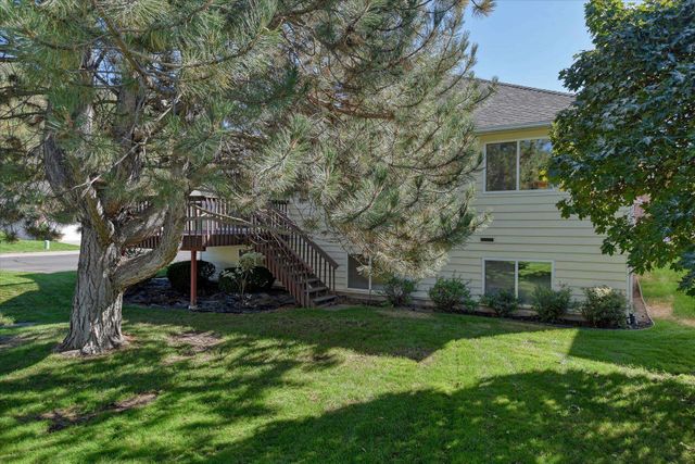 5704 S Pony Ct, Spokane, WA 99224