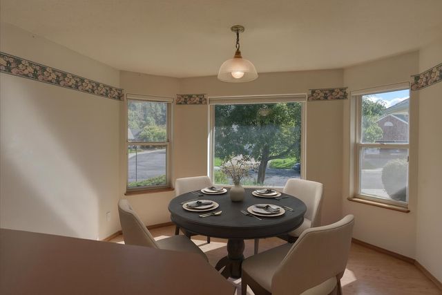 5704 S Pony Ct, Spokane, WA 99224