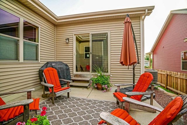 722 Color Peak Road, Verona, WI 53593