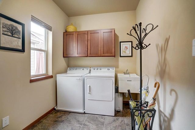 722 Color Peak Road, Verona, WI 53593