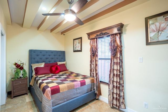 306 E Sabatina Avenue, Pharr, TX 78577