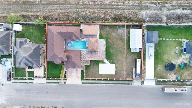 306 E Sabatina Avenue, Pharr, TX 78577