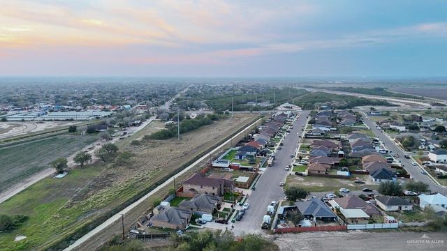 306 E Sabatina Avenue, Pharr, TX 78577