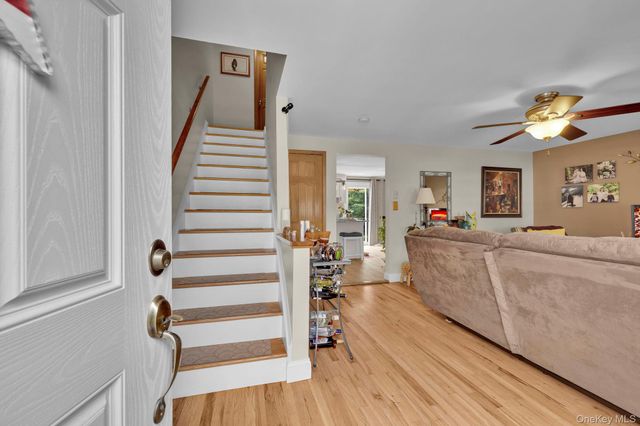 106 Parr Meadow Drive 1F, Newburgh, NY 12550