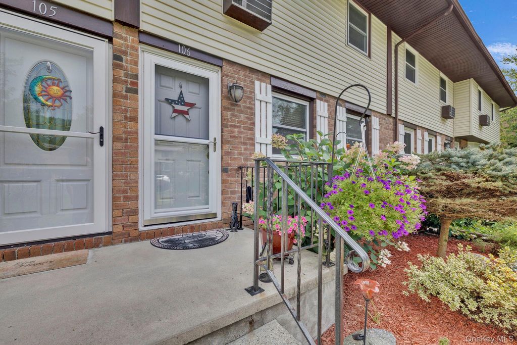 106 Parr Meadow Drive 1F, Newburgh, NY 12550