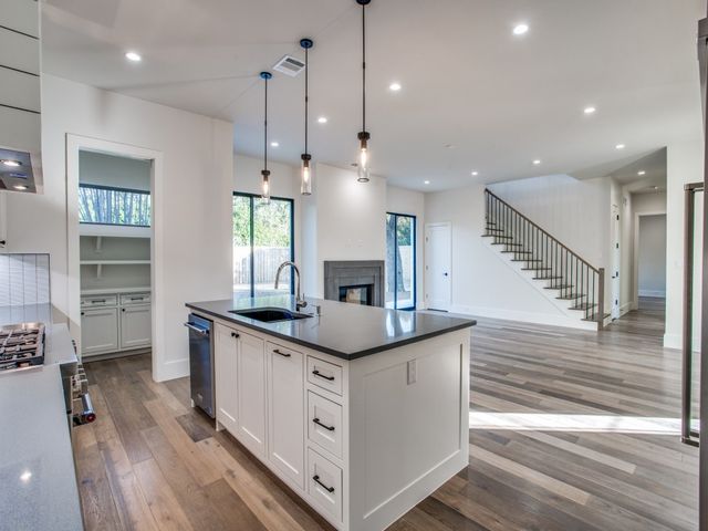 14720 Cherry Hills Drive, Farmers Branch, TX 75234